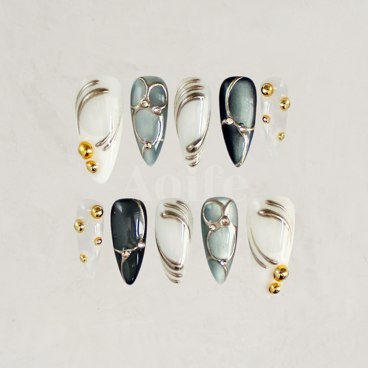 Grey Muse