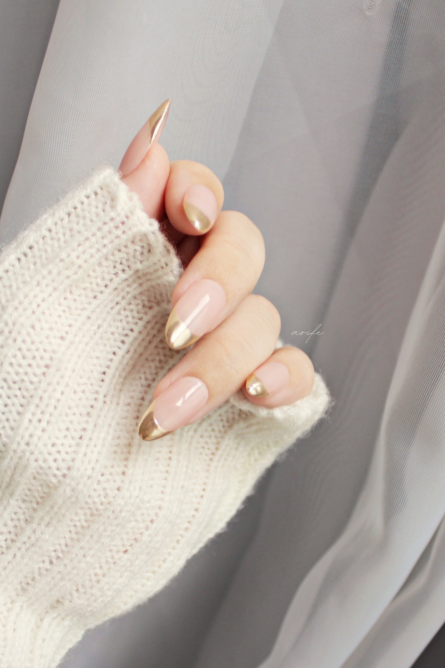 Nude Gold French