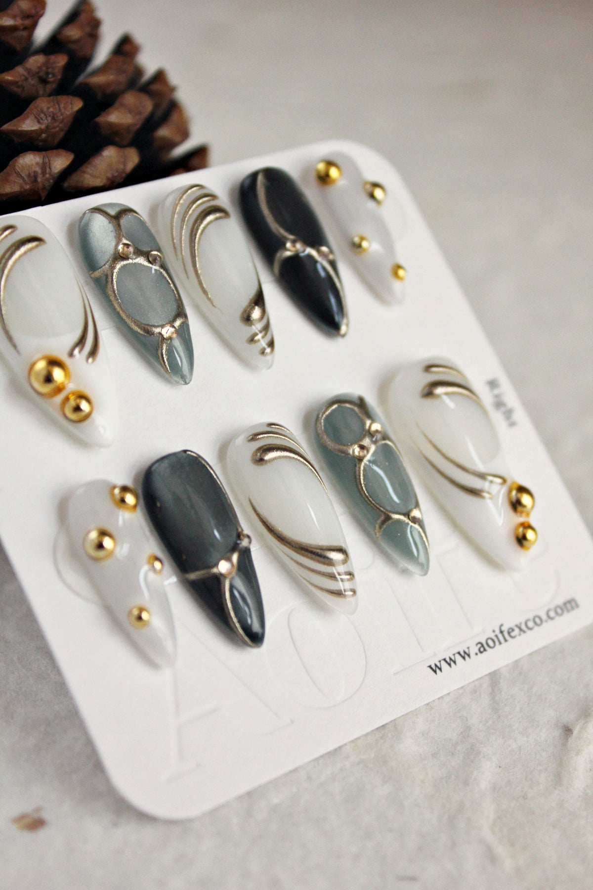 Grey Muse