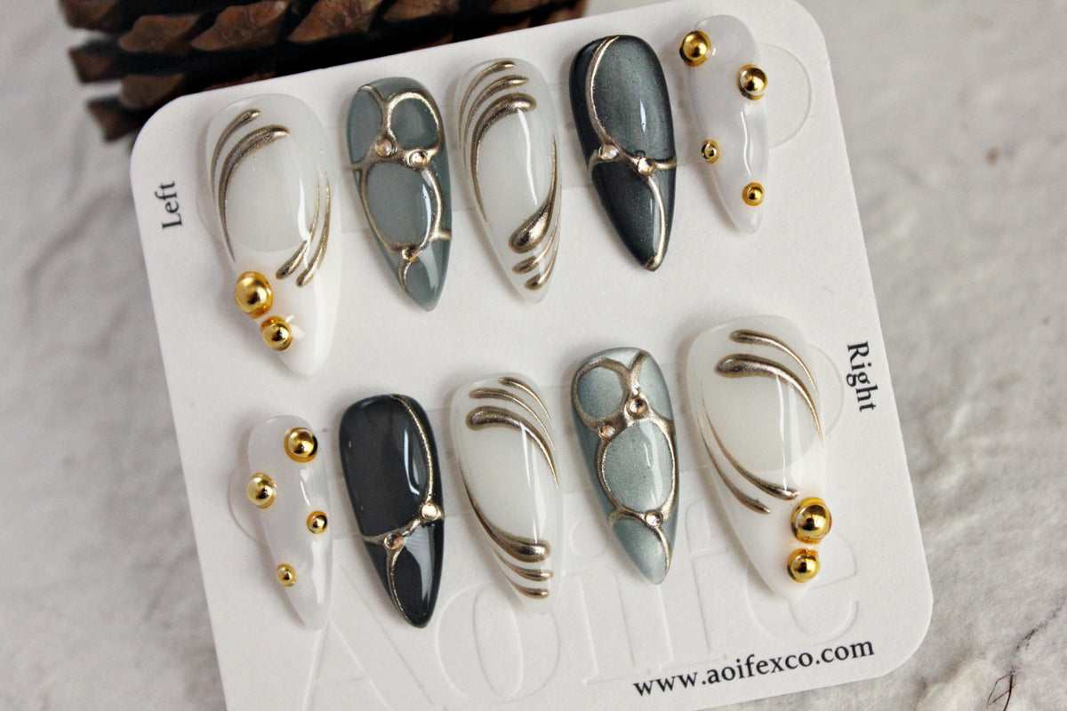 Grey Muse