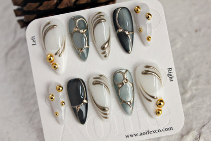Grey Muse
